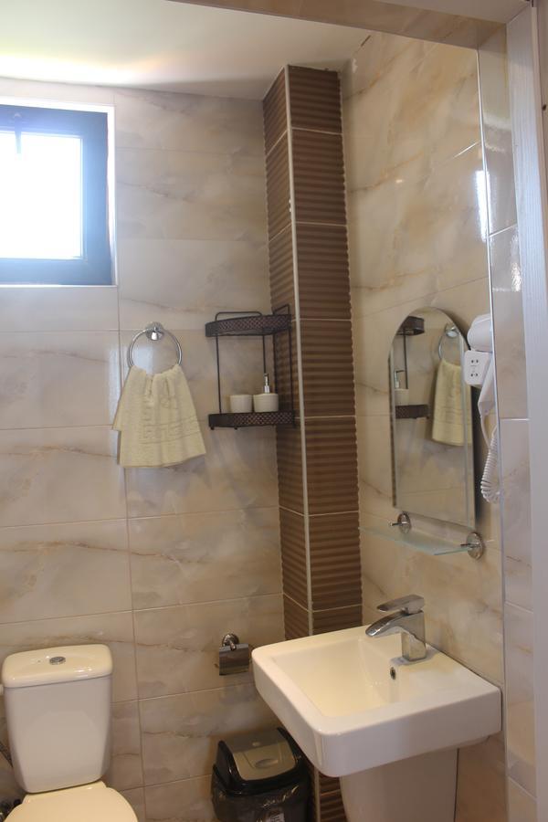 Seazone Hotel Sekvetili Kültér fotó