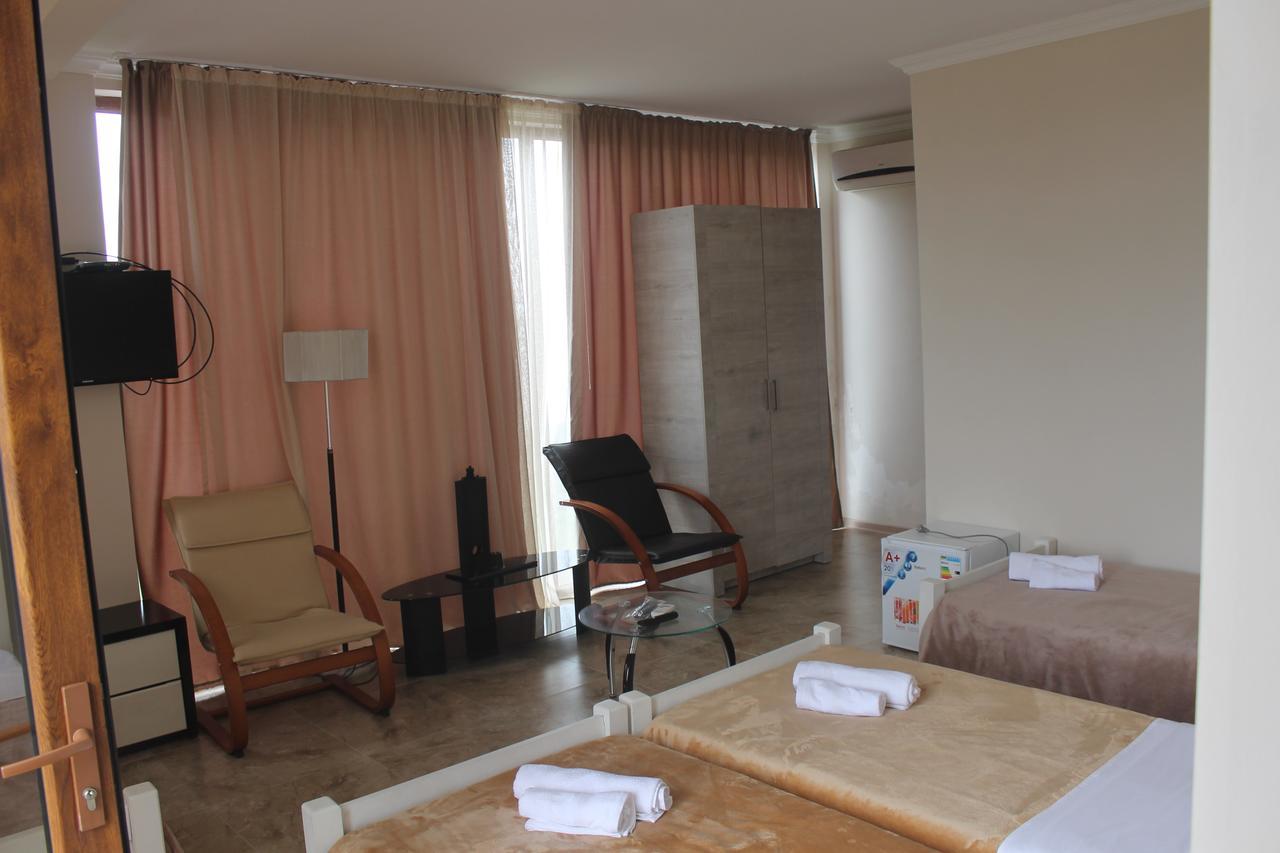 Seazone Hotel Sekvetili Kültér fotó