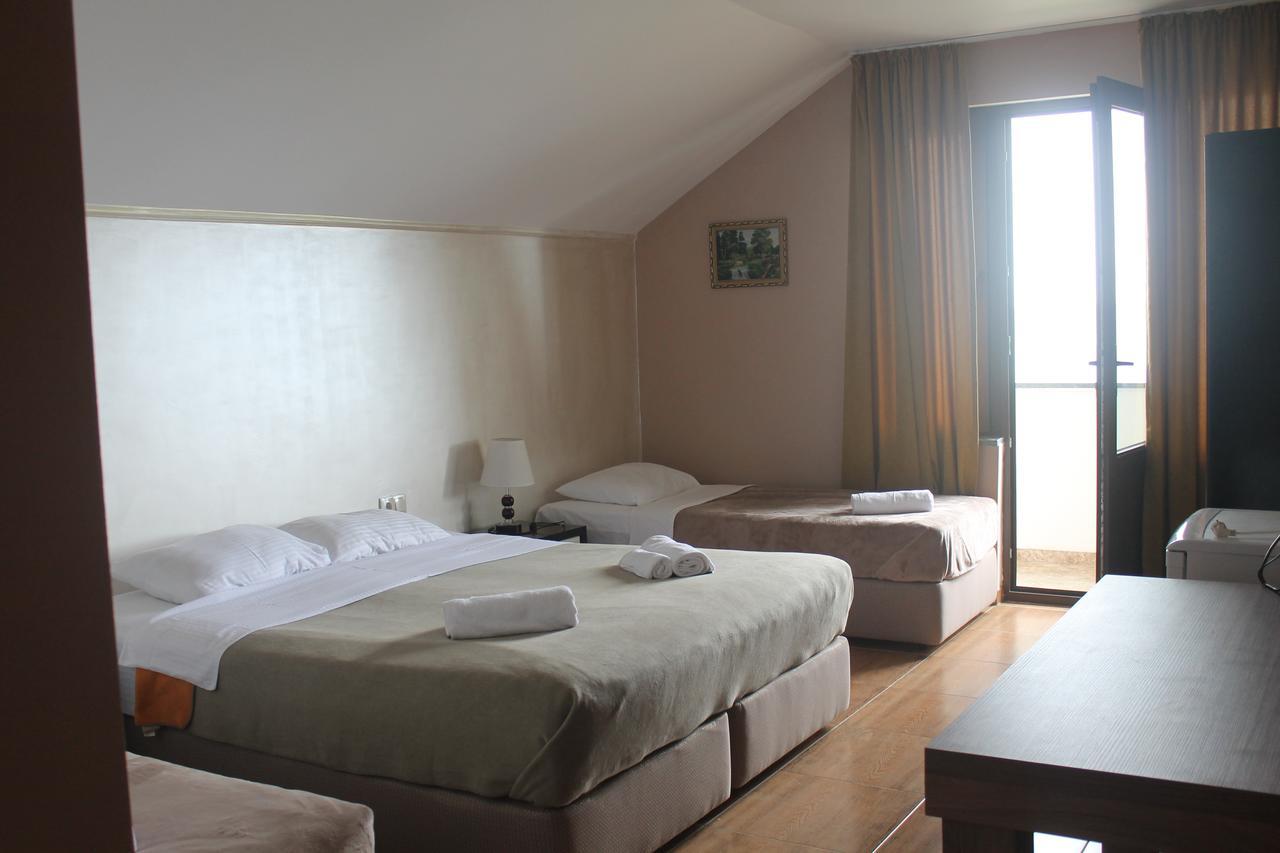 Seazone Hotel Sekvetili Kültér fotó